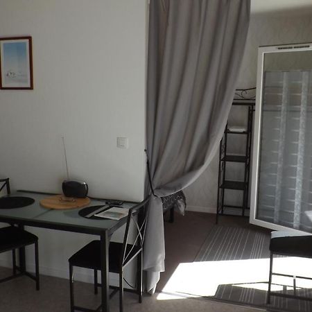 Appartement T2 ,Parking Prive,Terrasse, 10 Mns A Pieds De La Cite Corsaire Et Ses Plages Saint-Malo Zewnętrze zdjęcie