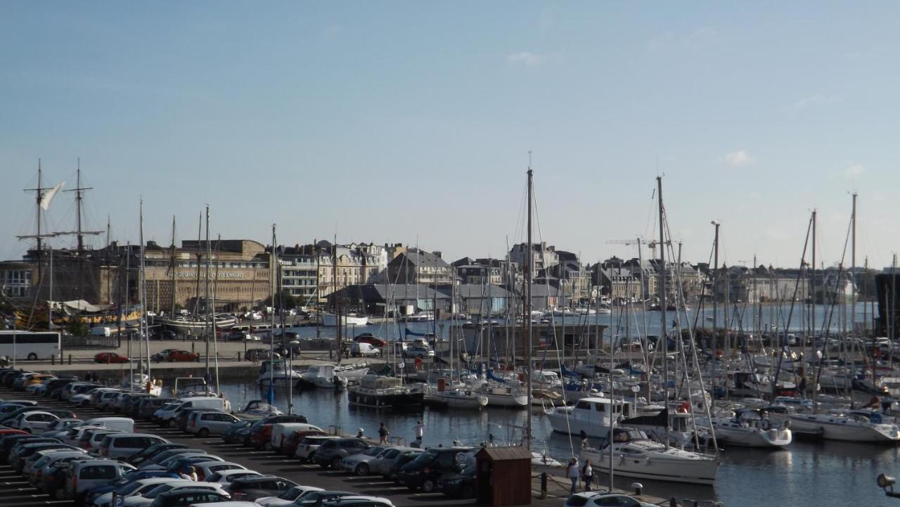 Appartement T2 ,Parking Prive,Terrasse, 10 Mns A Pieds De La Cite Corsaire Et Ses Plages Saint-Malo Zewnętrze zdjęcie