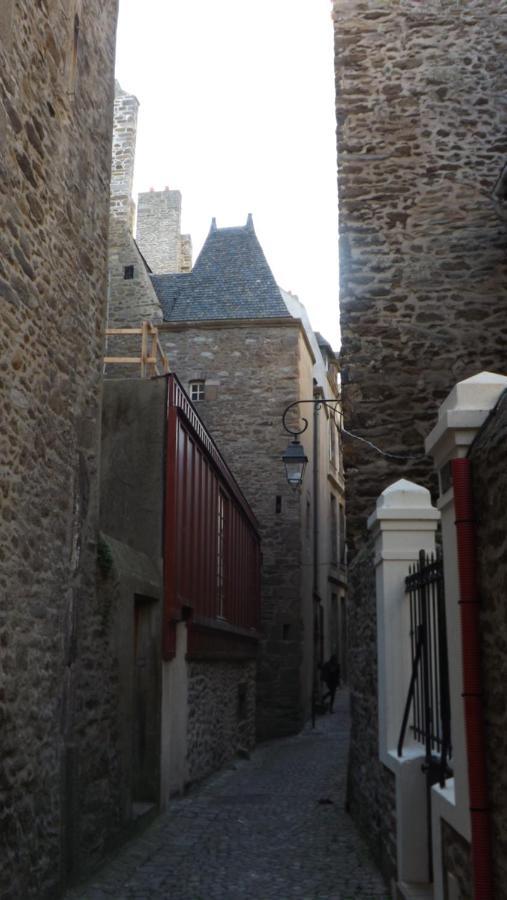 Appartement T2 ,Parking Prive,Terrasse, 10 Mns A Pieds De La Cite Corsaire Et Ses Plages Saint-Malo Zewnętrze zdjęcie